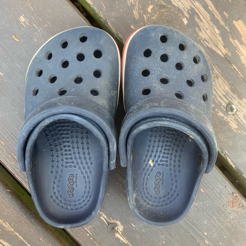 Crocs, boys size 7